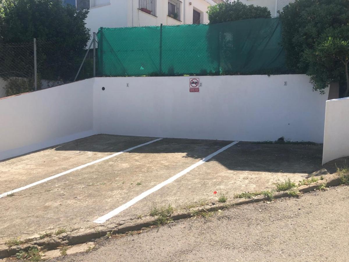 Planta Baixa Amb Jardi I Vistes Al Mar Apartment Llanca Ngoại thất bức ảnh